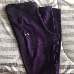 2/30 🐾 EUC women’s under armour athletic leggings
